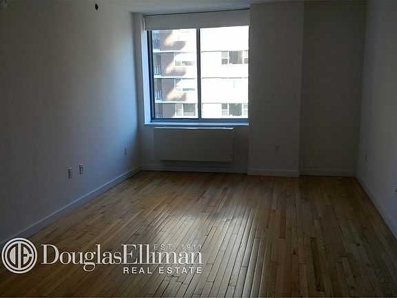 4th image of 401 W 25th St APT 8B