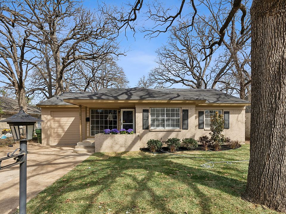 1st image of 1013 W Inwood Dr