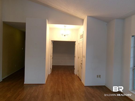 2nd image of 34085 Kathryn Dr