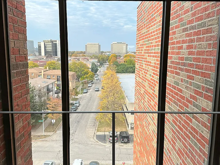 8348 W Catherine Ave #500 — Photo 9