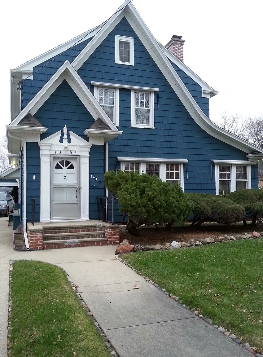 1353 Jackson St photo 1