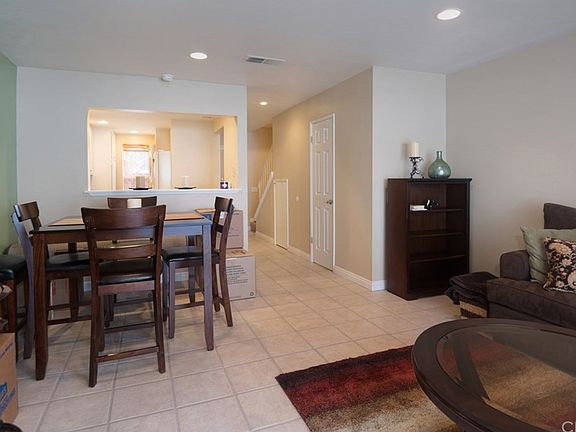 5th image of 71 Bentwood Ln