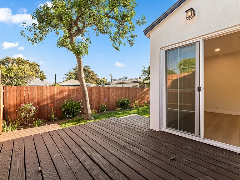 9716 Felton Ave — Photo 27
