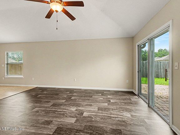 3rd image of 259 BRIDGEPORT Lane