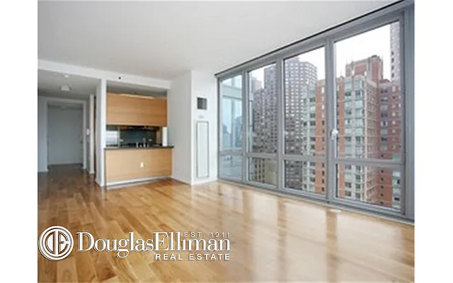 Sold by Douglas Elliman | media 14