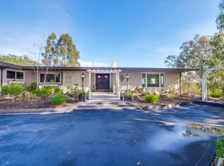 1215 Magdalena Ct, Los Altos, CA 94024