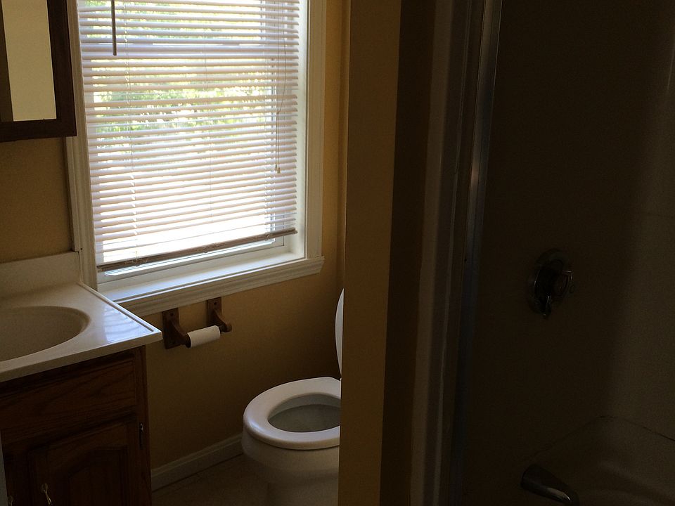 2nd image of 8 James St #1