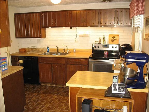 4th image of 1408 Beechwood Dr