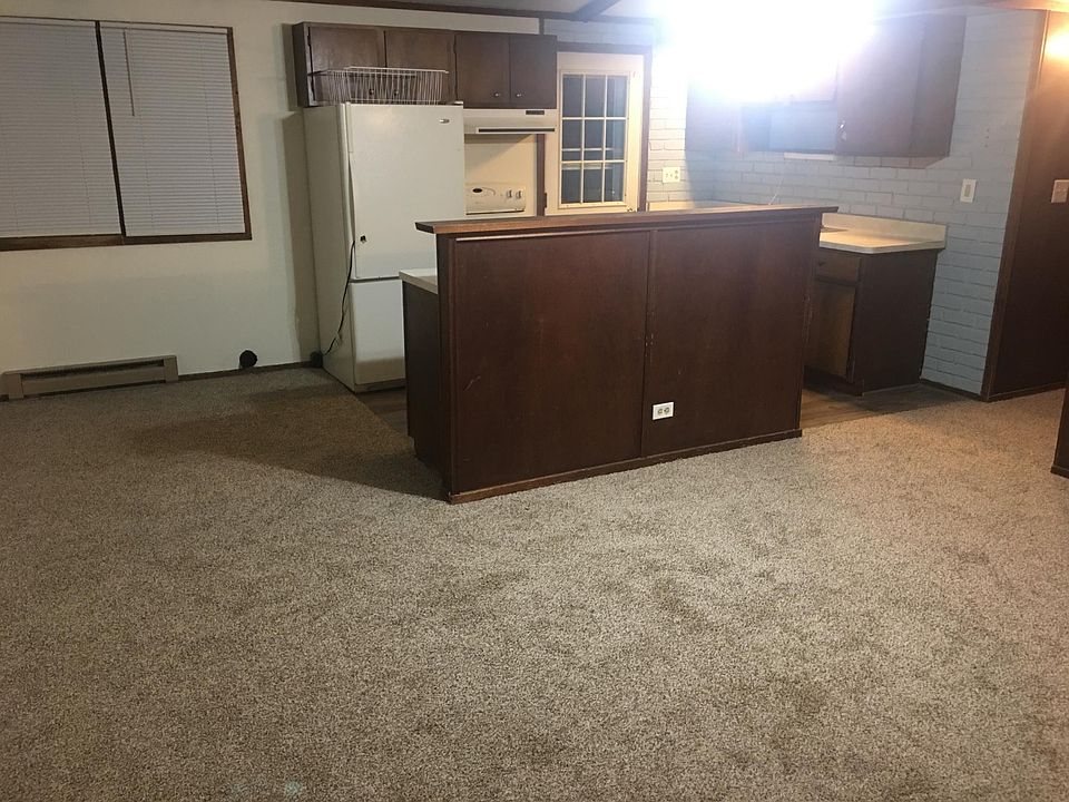 1st image of 108 S Division St
