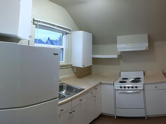 5th image of 1207 10th St #1