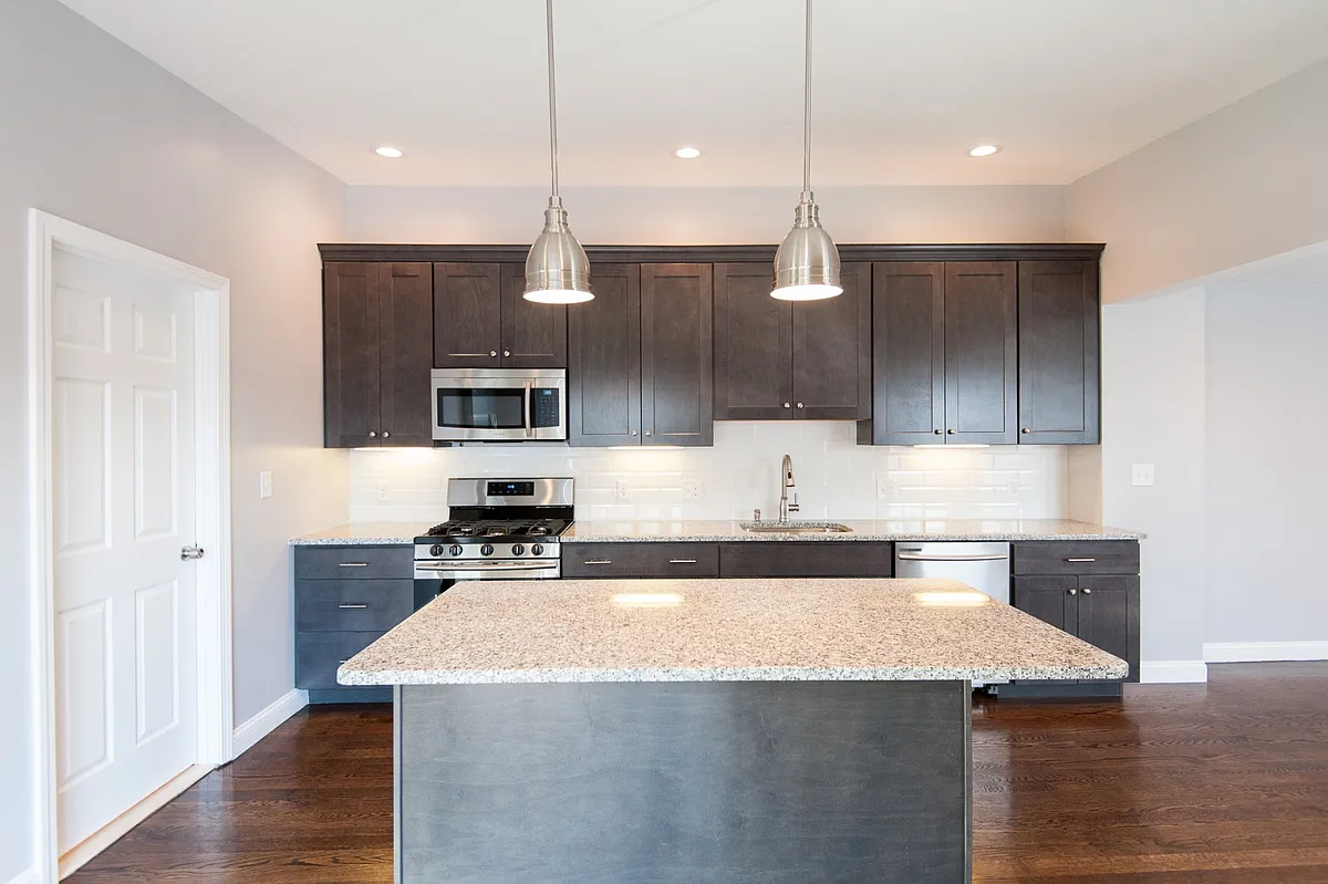 Building Photo - 20 Telegraph St #SFR