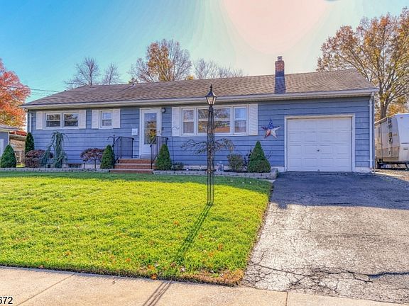 3rd image of 117 Nunnink Ln