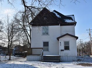 621 College Ave, Iowa Falls, IA 50126