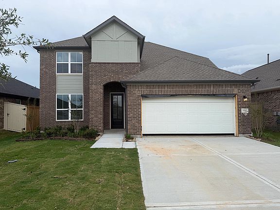 3915 Silver Falls Lane Interior Image 3