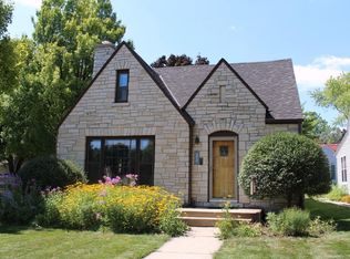 2373 S 57th St, West Allis, WI 53219