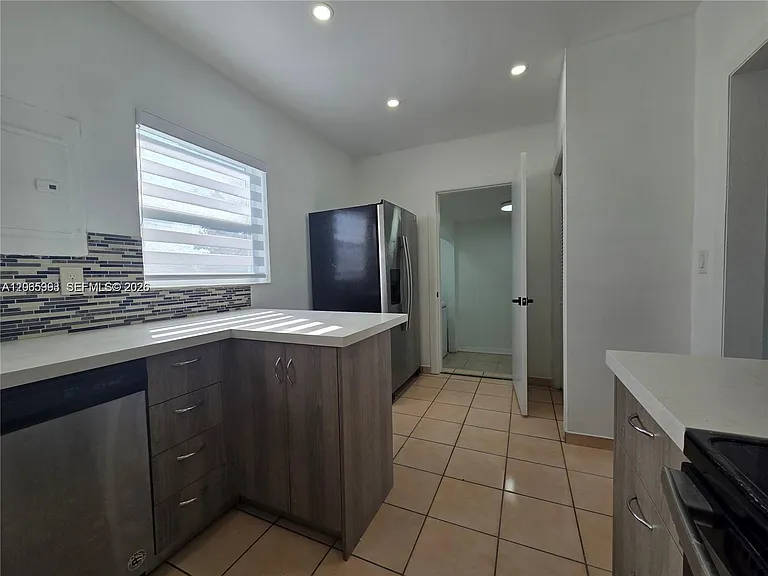 6240 SW 21st St #6242 — Photo 4