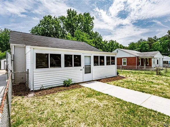 221 Bartee Rd, Richmond, VA 23224