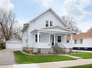 333 W 10th Ave, Oshkosh, WI 54902
