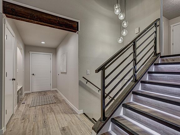 3rd image of 813 N Fruitwood Pl