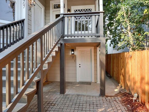 2nd image of 1907 P St APT 2