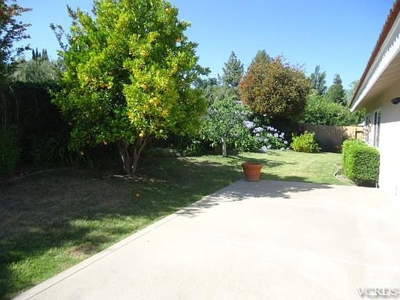 4th image of 919 Sand Piper Cir
