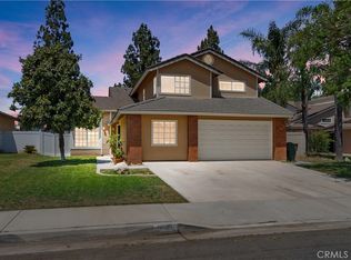 9321 Loquat Dr, Riverside, CA 92508