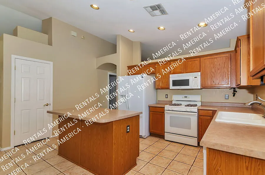 10462 E Jerrell Cove St
