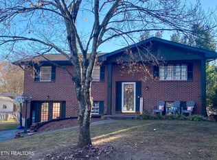 7304 Sterling Rd, Hixson, TN 37343