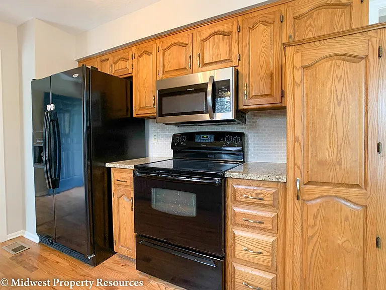2641 SW Walnut St — Photo 4