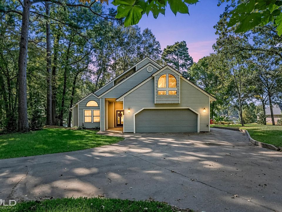 1st image of 1719 Lakecrest Dr