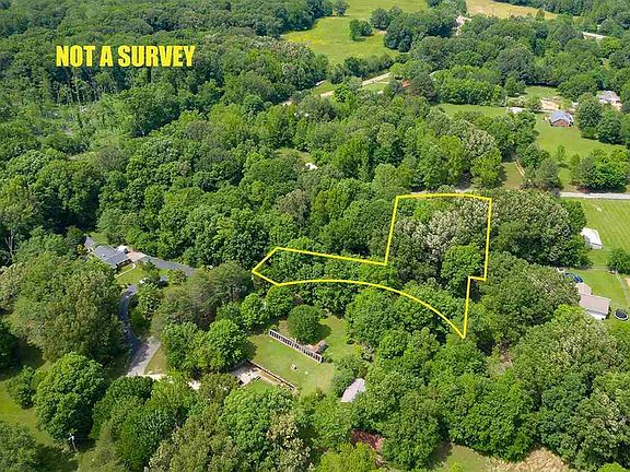 4th image of Clarence Ln