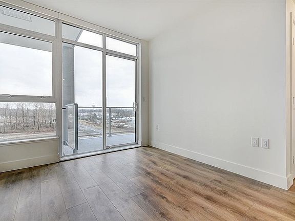5th image of 3581 E Kent Ave N #604