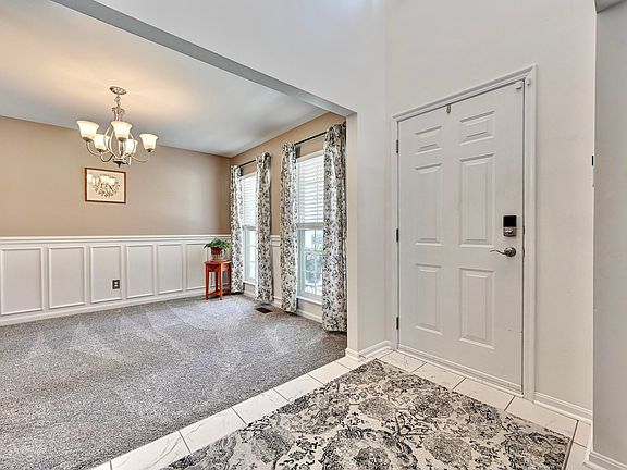 4th image of 2155 Conistan Ct