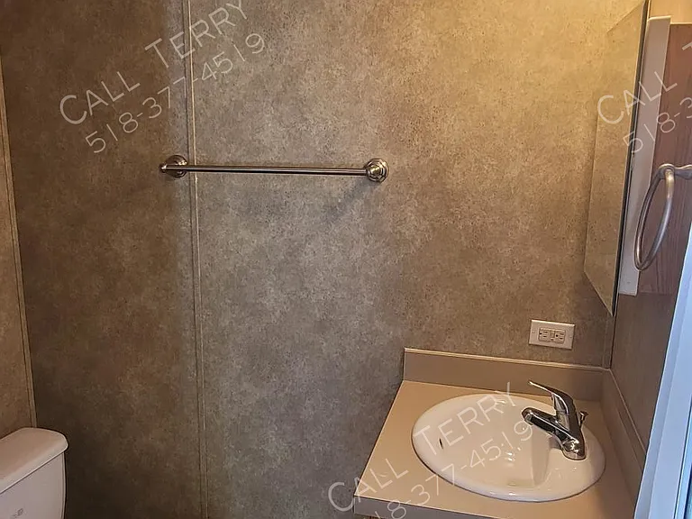2941 Amsterdam Rd #19 — Photo 8