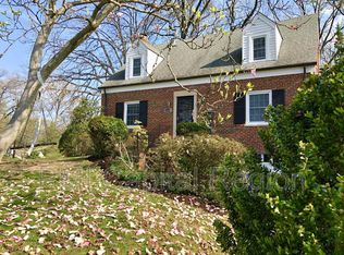 10305 Ridgemoor Dr, Silver Spring, MD 20901