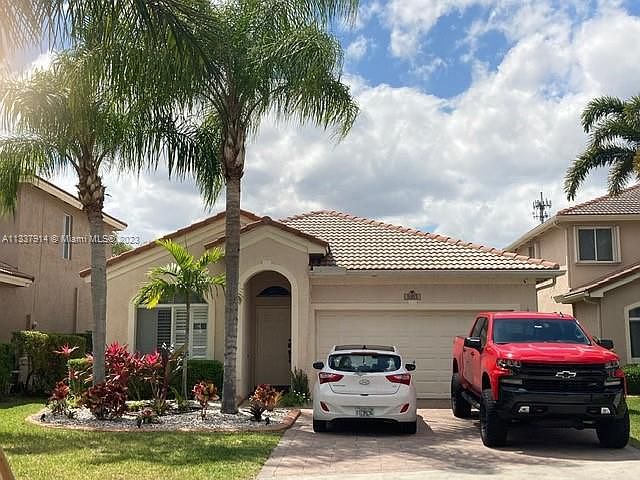 1st image of 5103 Woodfield Way