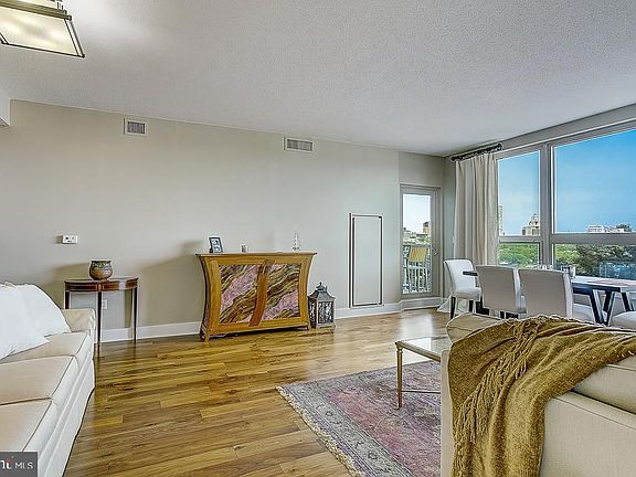 5th image of 717 S Chris Columbus Blvd Unit 519