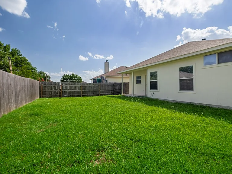 13205 Marie Ln — Photo 22