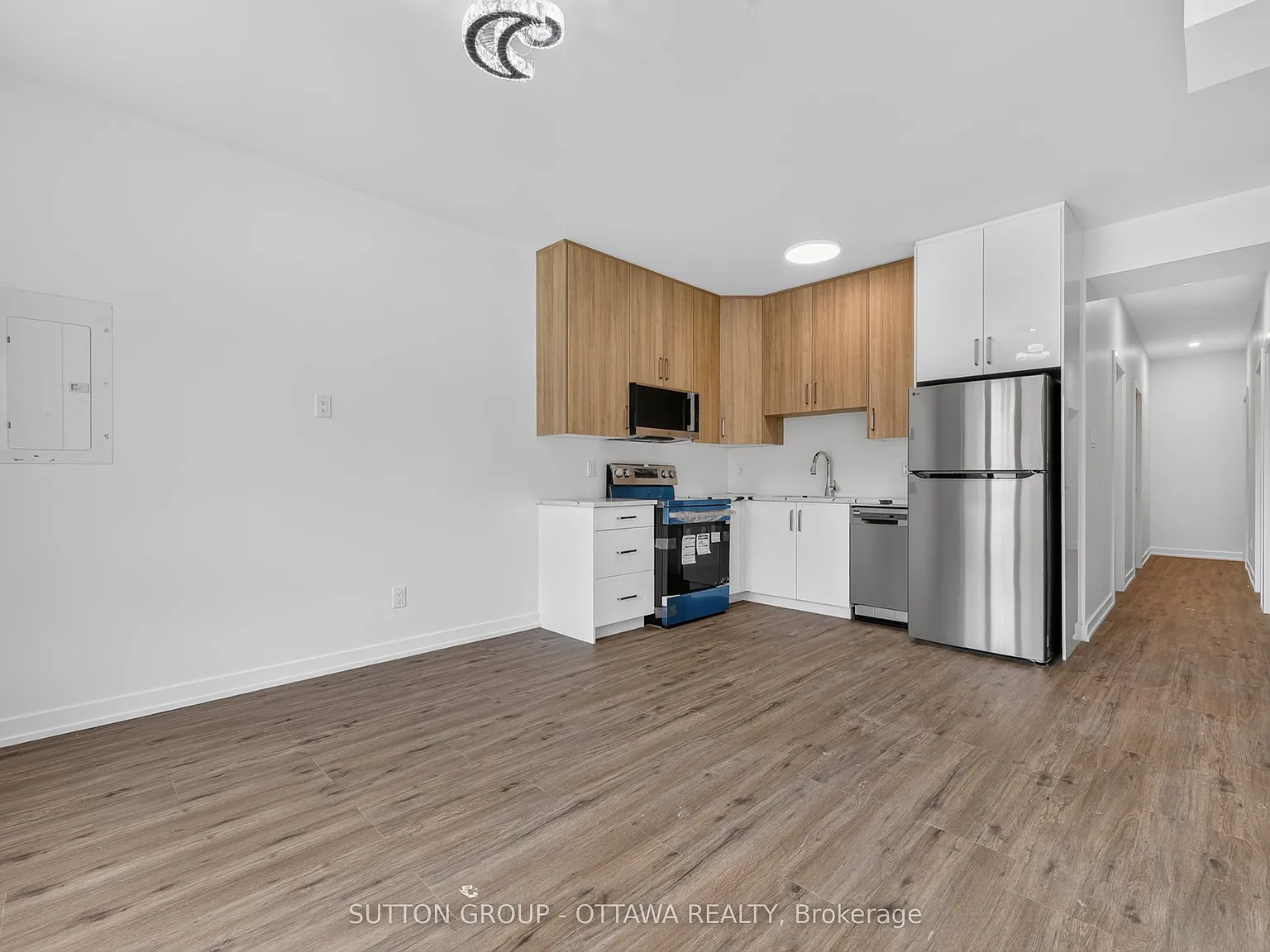 4 bed, $3,200 — Photo 4