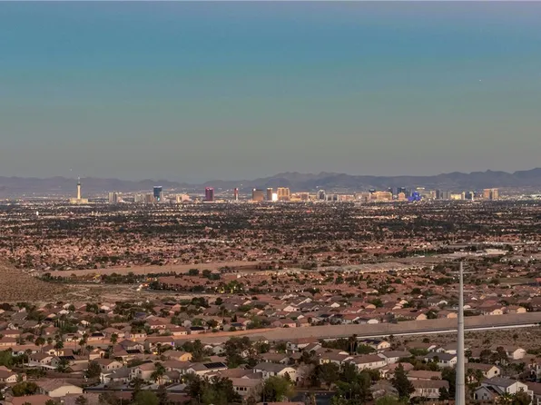 4504 Amazing View St, Las Vegas, NV 89129