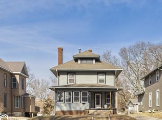 801 A Ave E, Oskaloosa, IA 52577