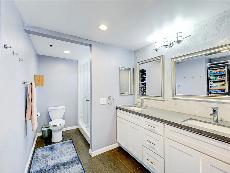 260 Victoria St #5 — Photo 22