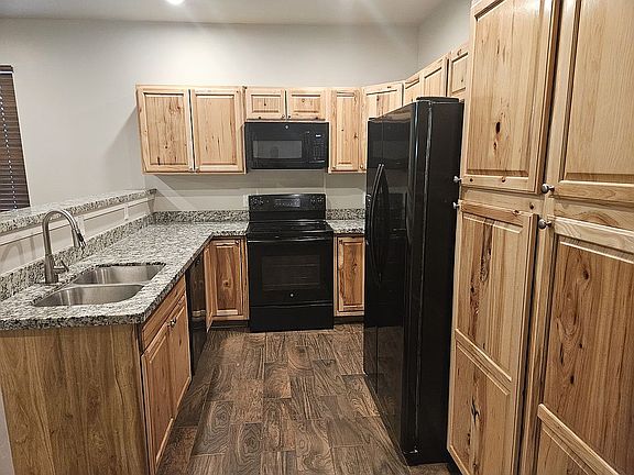 5th image of 3971 Pioneer Ln