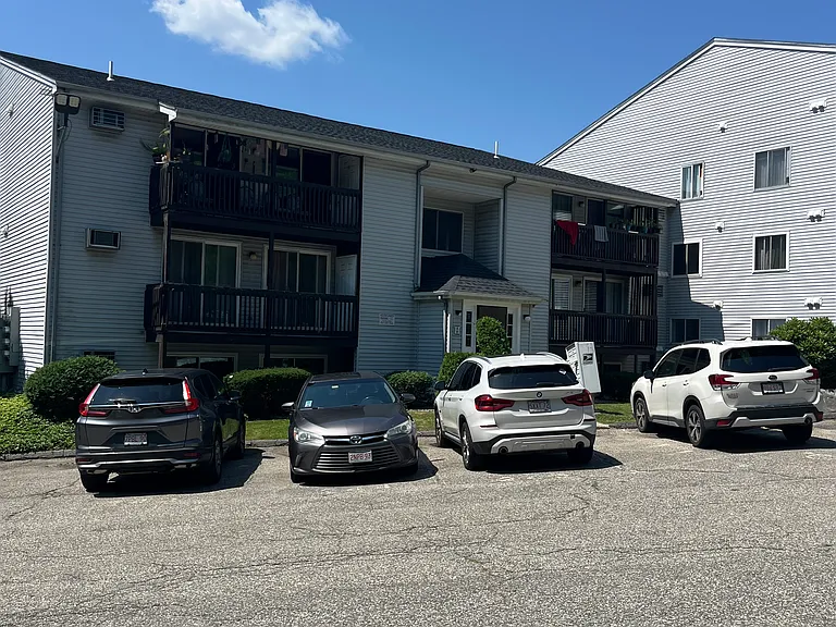 11 Gibbs St #H125 — Photo 13