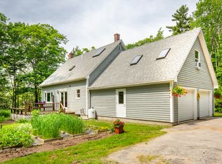 75 Thurlow Rd, Lincolnville, ME 04849