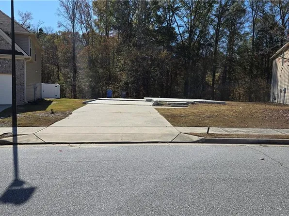 7681 Bowhead Ct #76, Fairburn, GA 30213