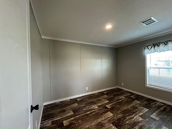 4th image of 279 Giraffe Dr #279