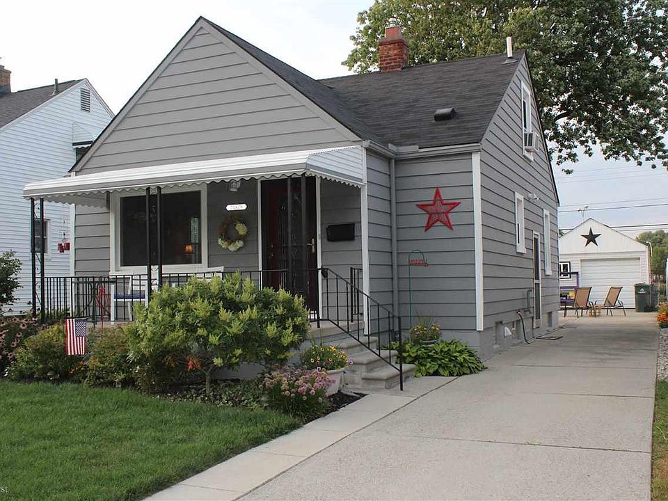 1st image of 21819 Colony St