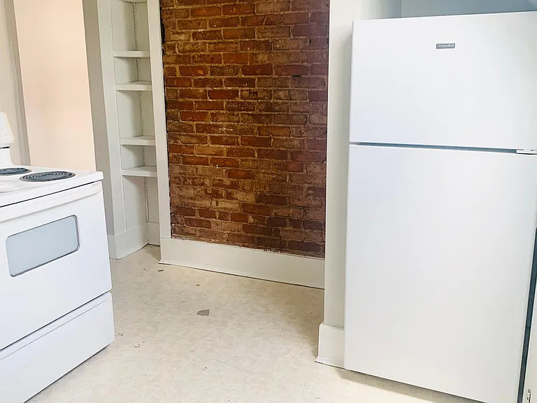 1646 Beechwood Ave #7 — Photo 10