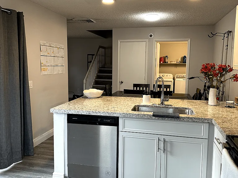 8145 Bridgewater Ct #D — Photo 7